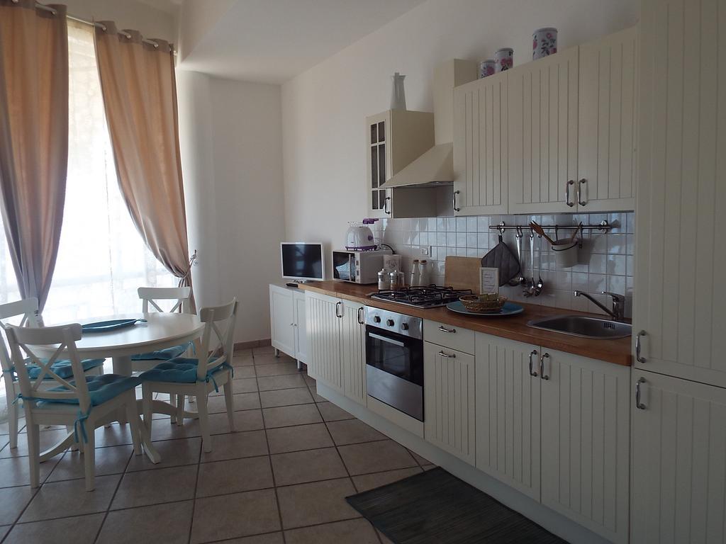 Taormina Holidays Residence ฟอร์ซาดาโกร ภายนอก รูปภาพ