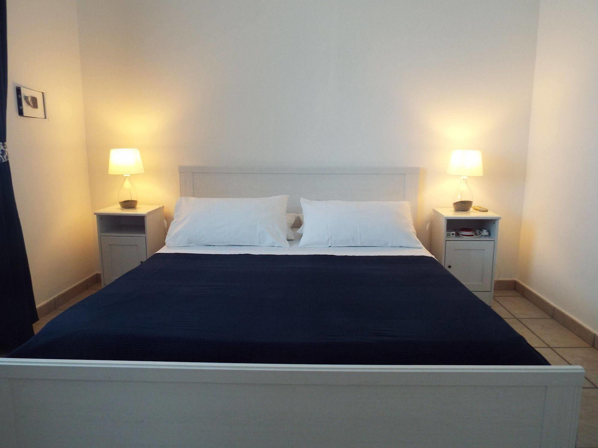 Taormina Holidays Residence ฟอร์ซาดาโกร ภายนอก รูปภาพ